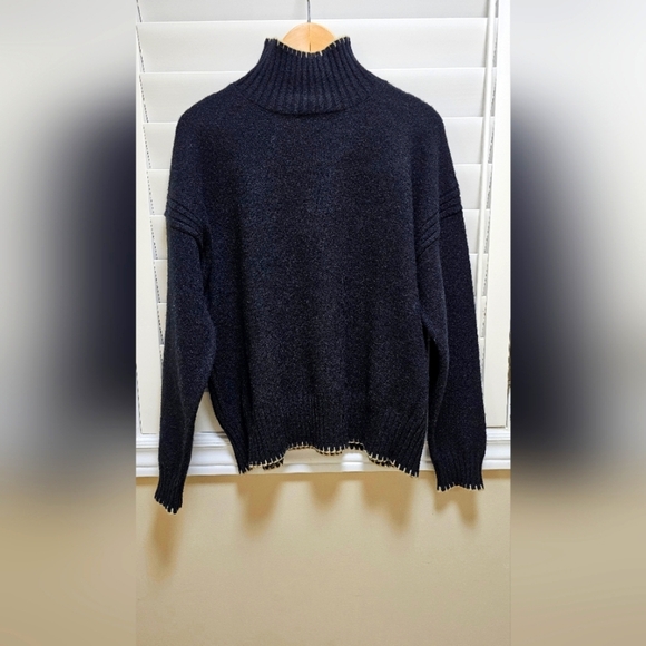 Max Studio Mockneck Turtleneck Sweater Black off white trim size M - Picture 3 of 9
